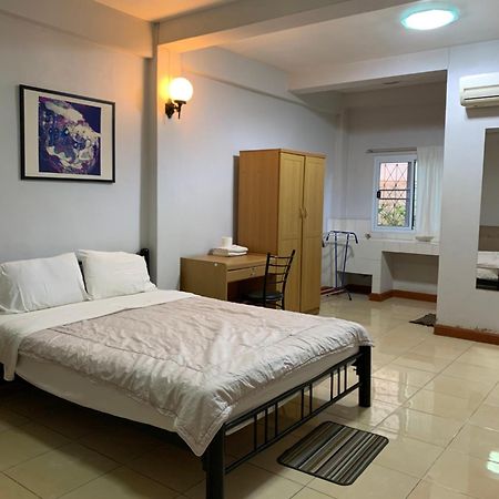 Pikul Apartment Hotel Nong Khai Esterno foto